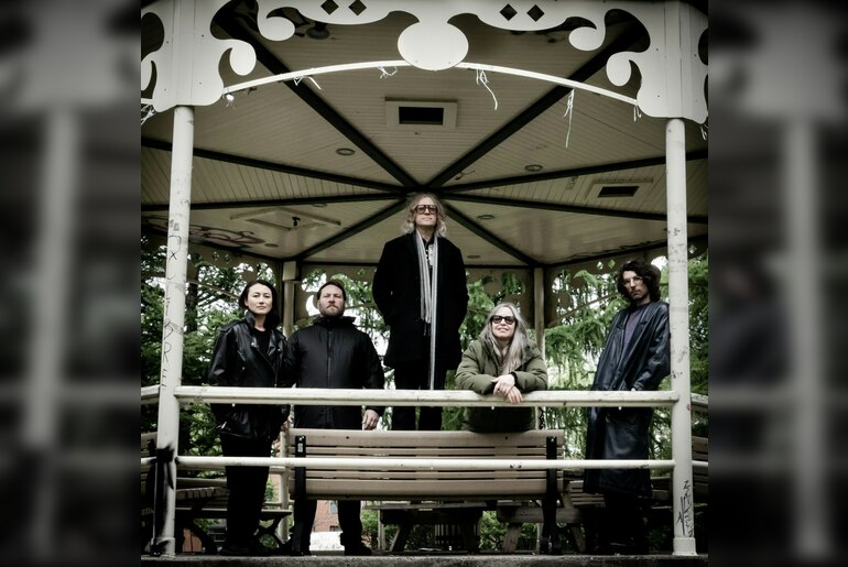 The Besnard Lakes