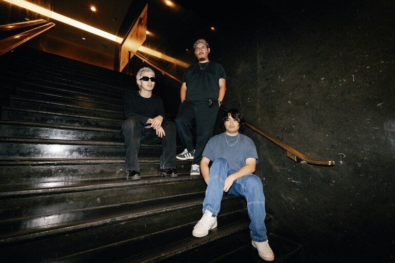 Glare / Glixen / Midrift + Support