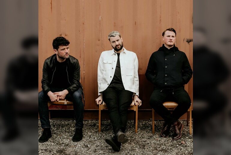 Courteeners + The Lathums | Rochester Castle |