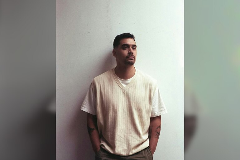 Fly // Locklead - Glasgow