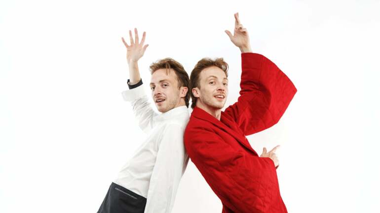 Derek Mitchell: Double Dutch