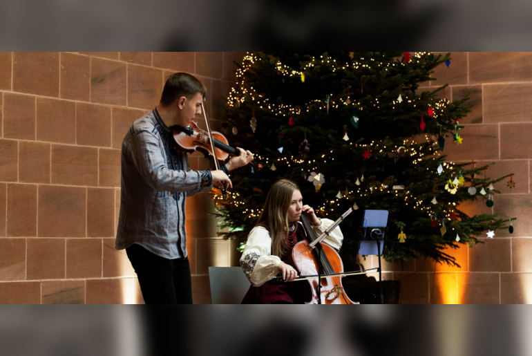 Festive Live Music at The Burrell