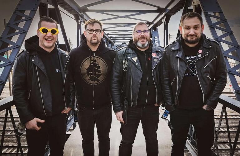 Slam Dunk Presents Teenage Bottlerocket