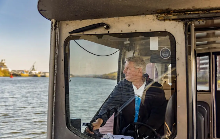 Clyde Reflections with photographer Chris Leslie