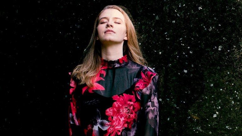 Mozart's Piano Concerto No.9 with Elisabeth Brauss