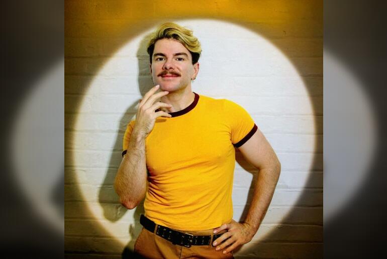 Christopher Hall: Pizazz