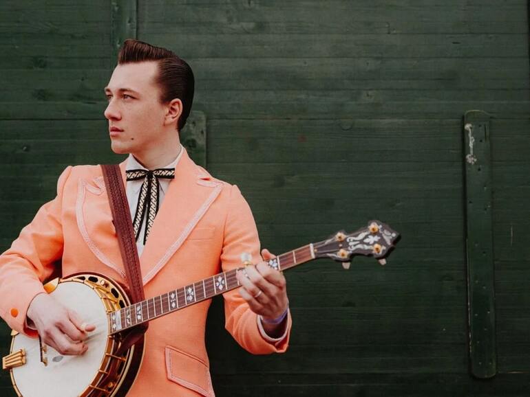 Jake Vaadeland & The Sturgeon River Boys