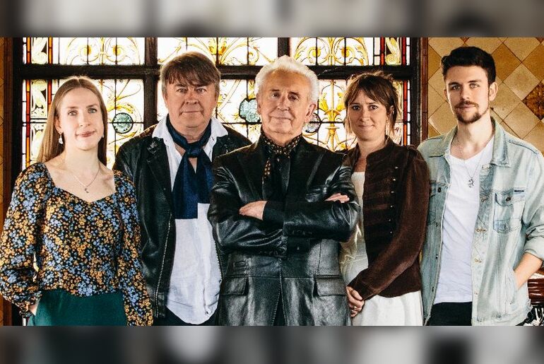 Tony Christie and Ranagri