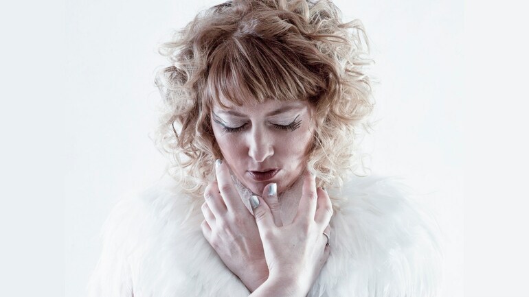 Cryptic Nights: Flutter // Aurora Engine