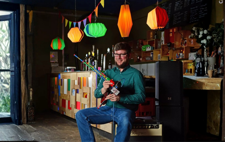 Donald WG Lindsay - How’ve You Been? and Outwith