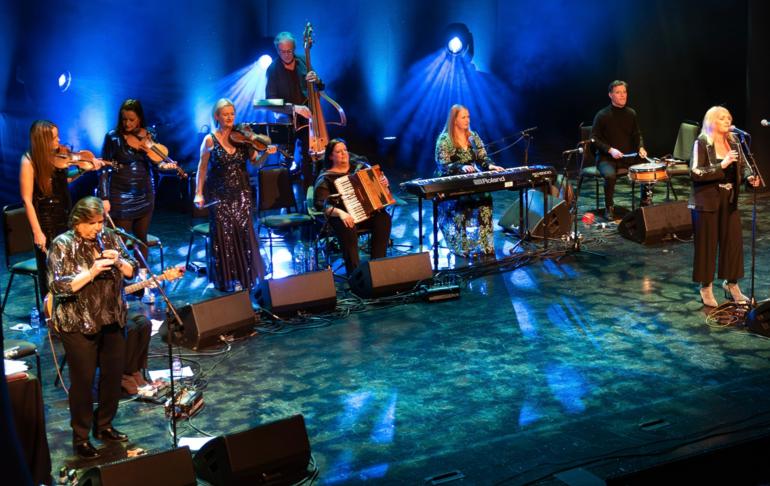 Cherish the Ladies: 40 Years Strong – The Heart of the Tradition