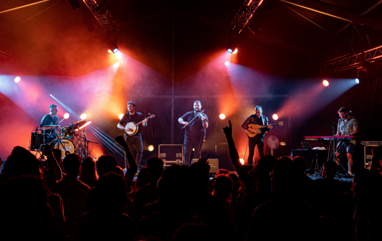 Mec Lir with Astro Bloc