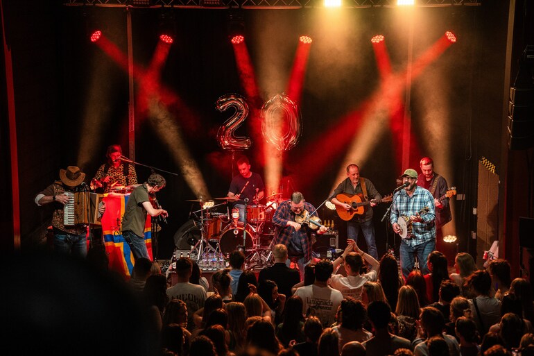 Orkney Anniversary Special: The Chair 20th with FARA 10th and Gnoss