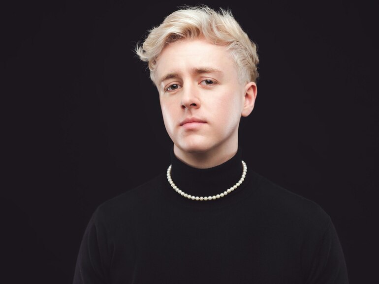 Daniel Foxx: How Lovely