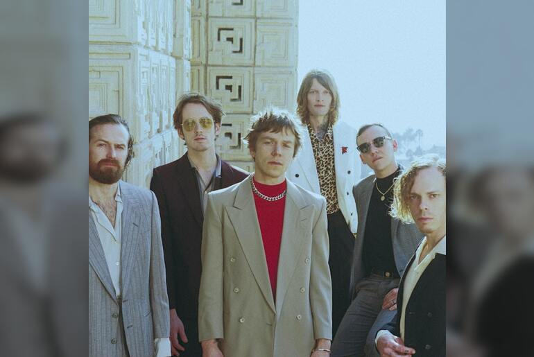 Cage the Elephant