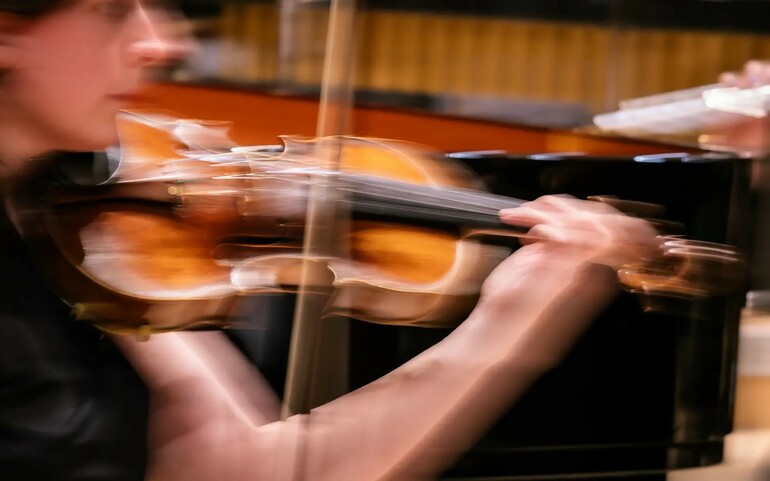 Plug 4: In Fractured Time(s)