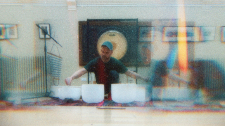 Soundbath: A Ritual of Stillness