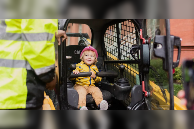 The Advance Construction Experience - Digger Weekend