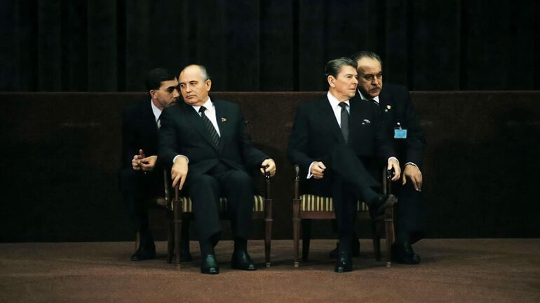 Compressed and Re-expanded: Three films by Jenny Brady 