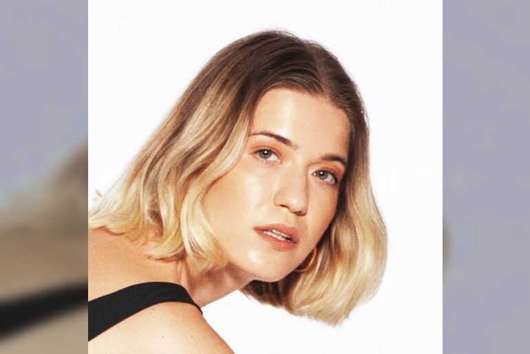 Olga Koch: Fat Tom Cruise