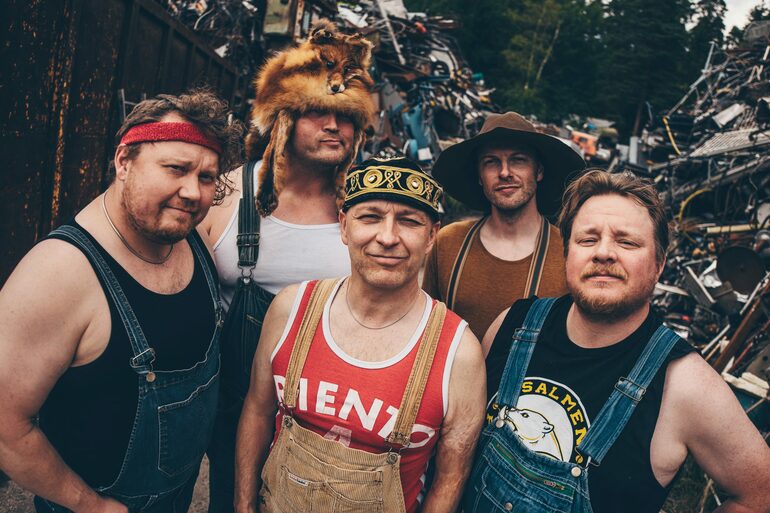 Steve 'n' Seagulls