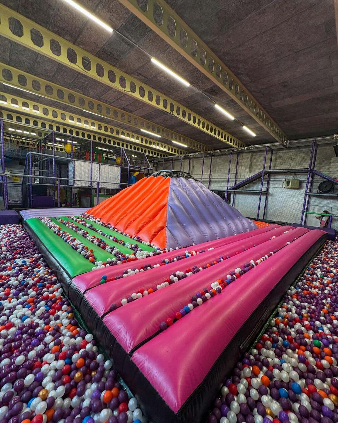 Kids Kingdom Adults Only Event In Aid Of Bone Cancer Research Trust